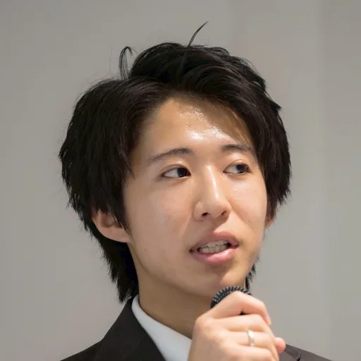 代表取締役副社長 鈴木 健斗